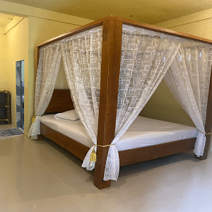Queen Bed Bedroom